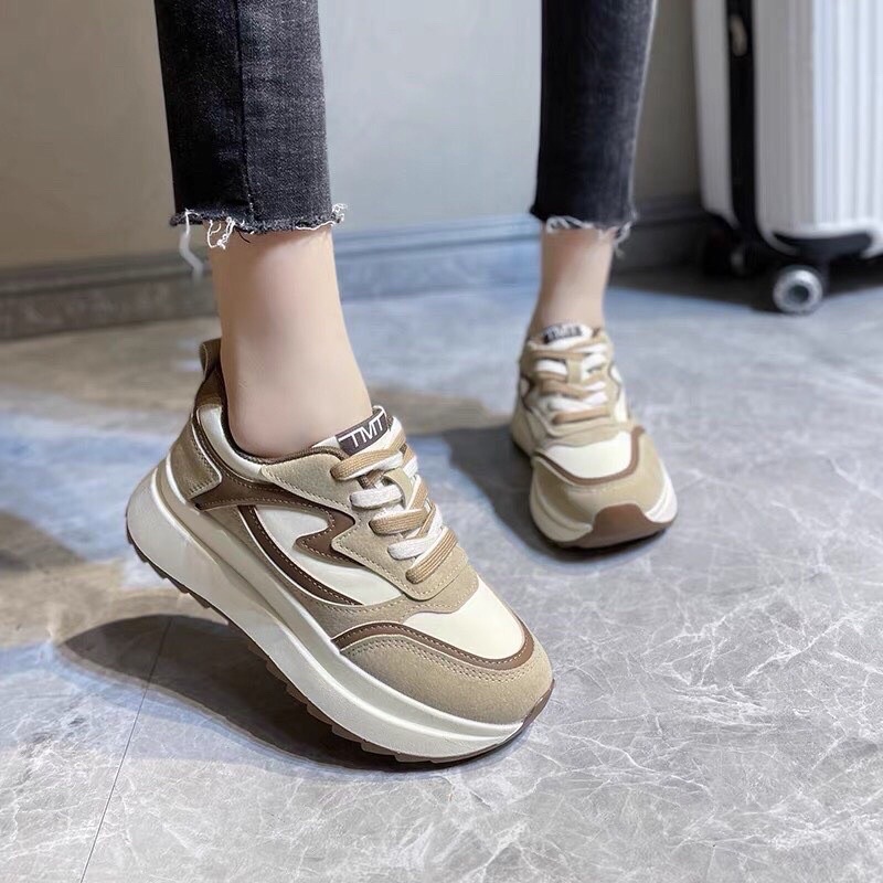 GIẦY THỂ THAO ĐỘN ĐẾ HOTTREN MÃ TMT ÔM CHÂN THON GỌN