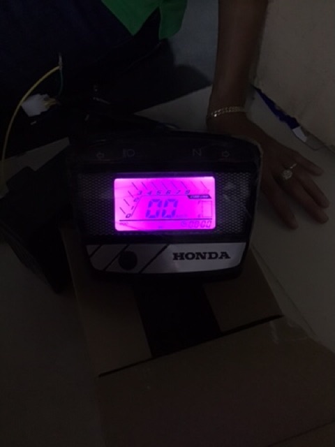 Đồng hồ điện tử dream PLUS