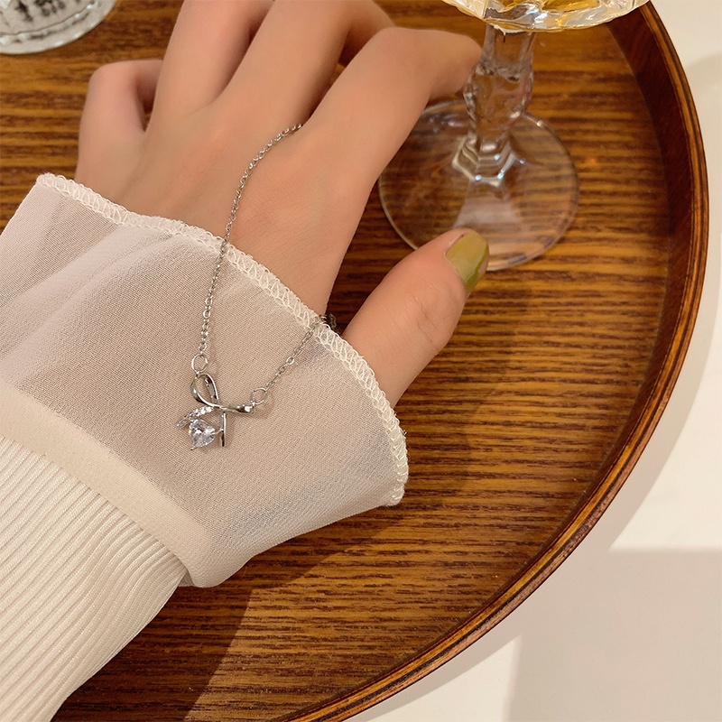 Vòng cổ Mặt Trái Tim Đính Đá Pha Lê Thời Trang Cho Nữ
