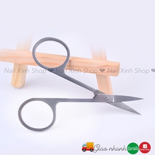 kéo làm nail chuẩn , dùng để cắt form móng