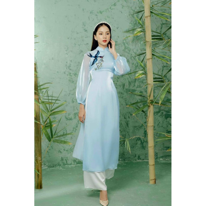 Áo dài cách tân tay bồng kết hoa và chim vải tơ óng màu xanh thiên thanh áo dài thết kế đẹp madam Hà Trần