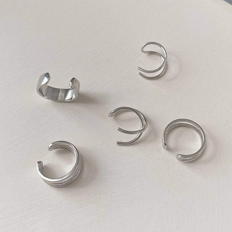 Set 3 Khuyên Vành Tai Màu Bạc Thời Trang Sành Điệu