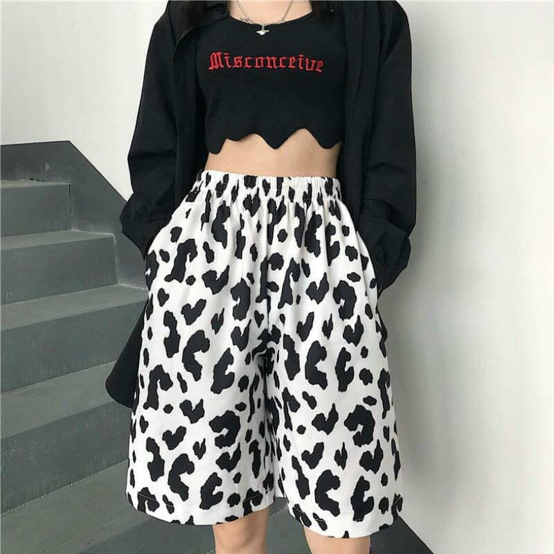 [Mã FAMAYWA giảm 10K đơn 50K] Quần sọt đùi bò sữa unisex - Short oversize dáng rộng form dài cạp chun ulzzang SIÊU HOT | BigBuy360 - bigbuy360.vn