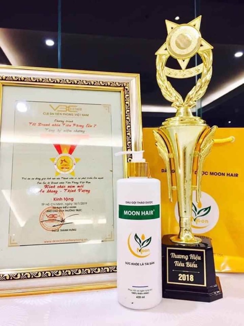 Dầu Gội Thảo Dược Moon Hair Chính Hãng⚡️FREE SHIP⚡️trị rụng và kích mọc tóc 439ml | BigBuy360 - bigbuy360.vn