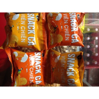 Snack cá viên chiên