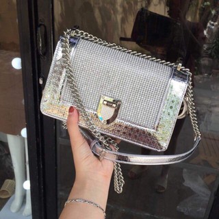 Túi hộp Dior đính đá lấp lánh sang chảnh
