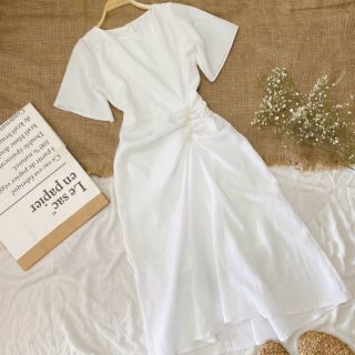 Đầm midi trắng đính ngọc