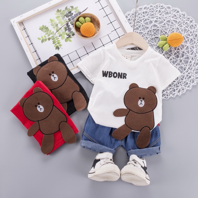 Set đồ mùa hè 2 món gồm áo sơ mi tay cộc in hình gấu ba chiều + quần short denim cho bé trai
