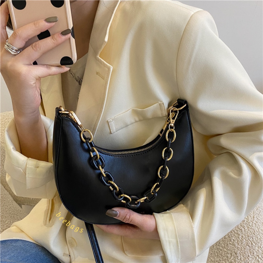 Túi Xách Nữ Thiết Kế Hình Mặt Trăng Màu Đen Và Trắng Phối Dây Xích | TX08 | Túi Mặt Trăng Có Dây Đeo Chỉnh Được Dễ Phối