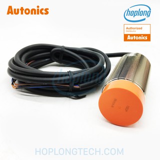 CR30-15DP Cảm biến tiệm cận điện dung Autonics điện áp 12-24VDC khoảng cảm biến 15mm ngõ ra PNP mở
