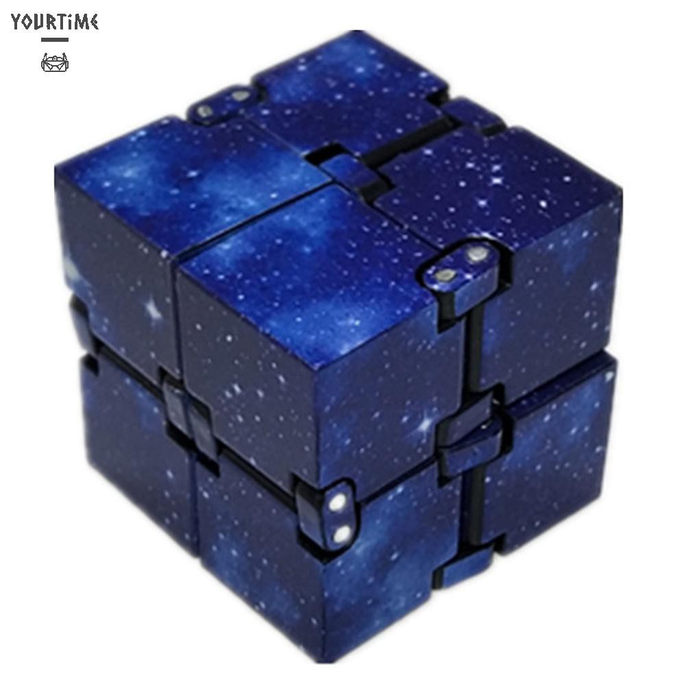 Đồ chơi khối rubik giảm căng thẳng giảm lo âu cho người lớn và trẻ em