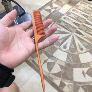 LƯỢC GỖ PHÍP CHUÔI NHỌN CHIA TÓC