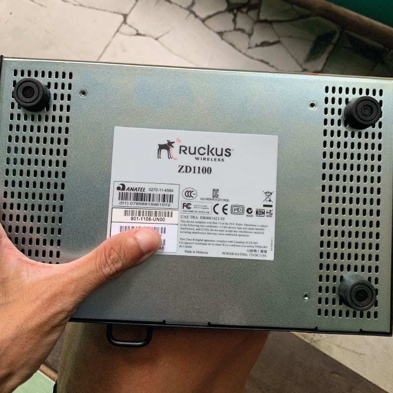 Bộ Điều Khiển Wifi Ruckus ZoneDirector 1100 Controller ZD1100 901-1106 - quản lý 6 AP