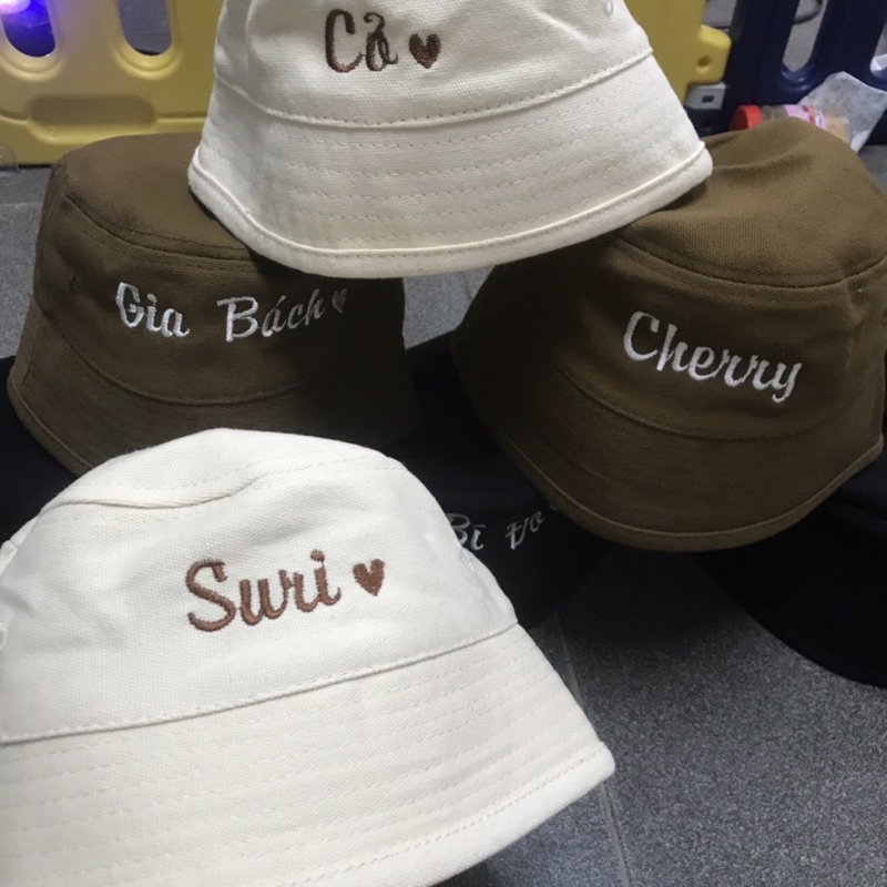 MŨ BUCKET THÊU TÊN PHONG CÁCH HÀN QUỐC FORM MŨ QUẢNG CHÂU