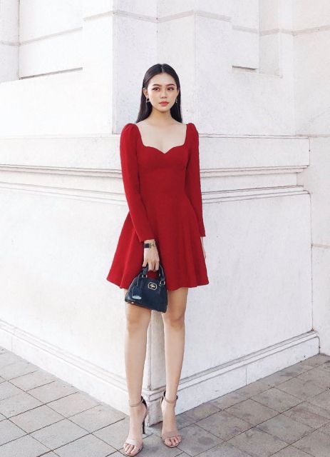 ĐẦM XOÈ TAY DÀI