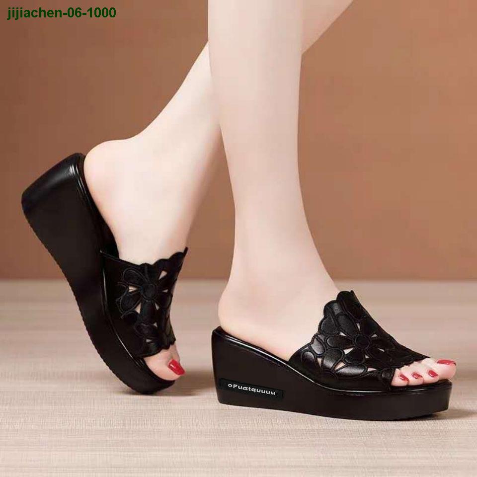 Dép đế xuồng mềm mại độc đáo thời trang mùa hè 2021 dành cho nữ