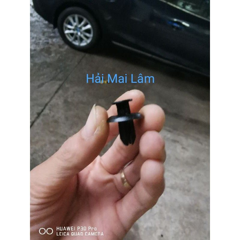 Chốt nhựa vè bánh xe chuẩn cho Mazda gói 10 cái