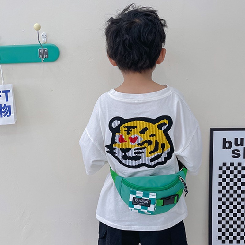 Túi Đeo Chéo Ngực In Họa Tiết Caro Đơn Giản Thời Trang Cho Bé