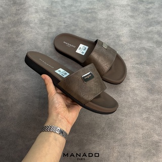 Dép da nam quai ngang cao cấp Manado Mã MND02 màu nâu fullbox, quai da mềm mại, đế cao su thiết kế chắc chắn
