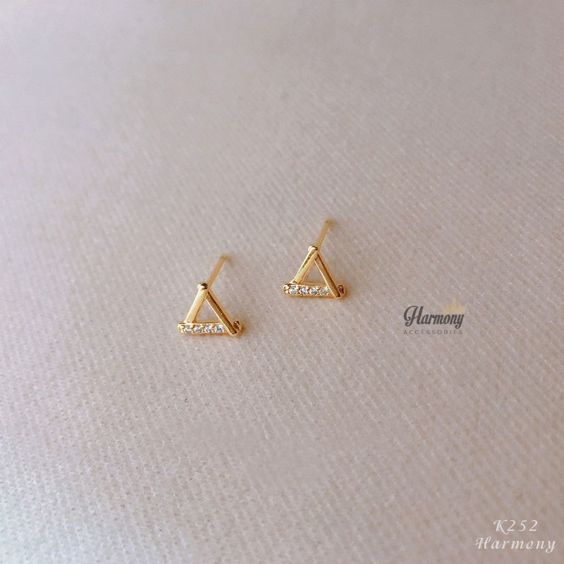Khuyên tai nữ bạc đính đá hình tam giác mạ vàng 14k | HARMONY ACCESSORIES K252