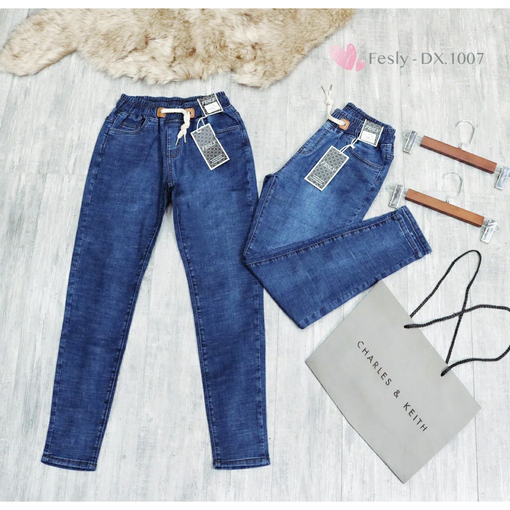 Quần Jeans Nữ Thêu Túi Lưng Cao Cạp Chun