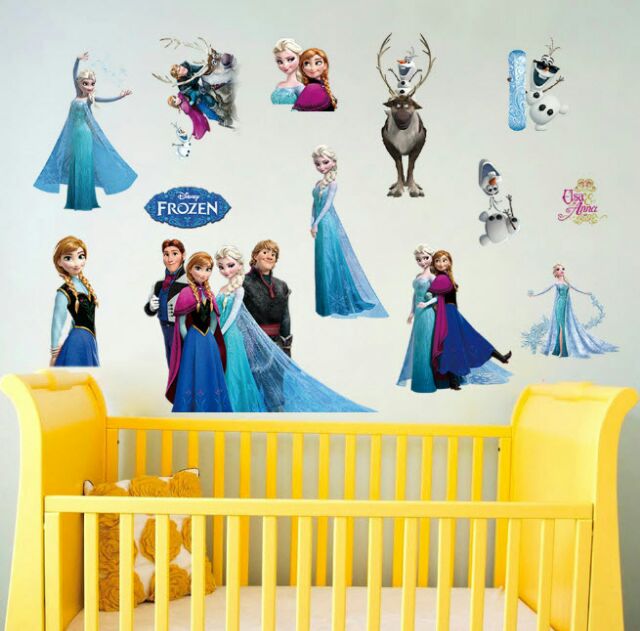 Decal dán tường công chúa Elsa và Anna mẫu mới