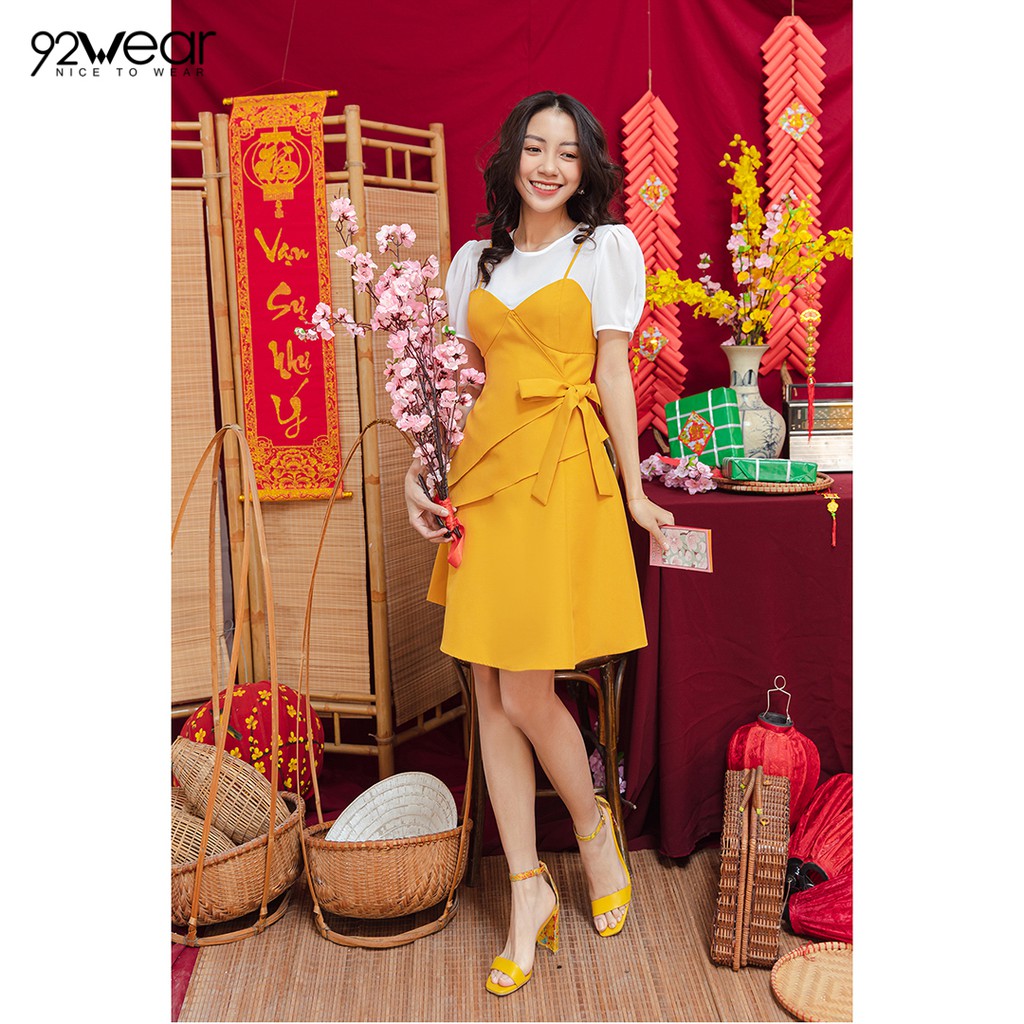 Đầm xòe nữ ngắn tay phối áo trắng 92WEAR DEW0642