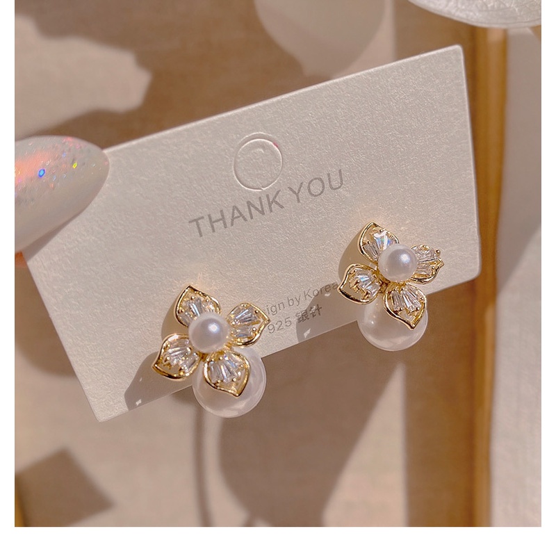 Khuyên tai đính ngọc trai cao cấp phong cách sang trọng cho nữ