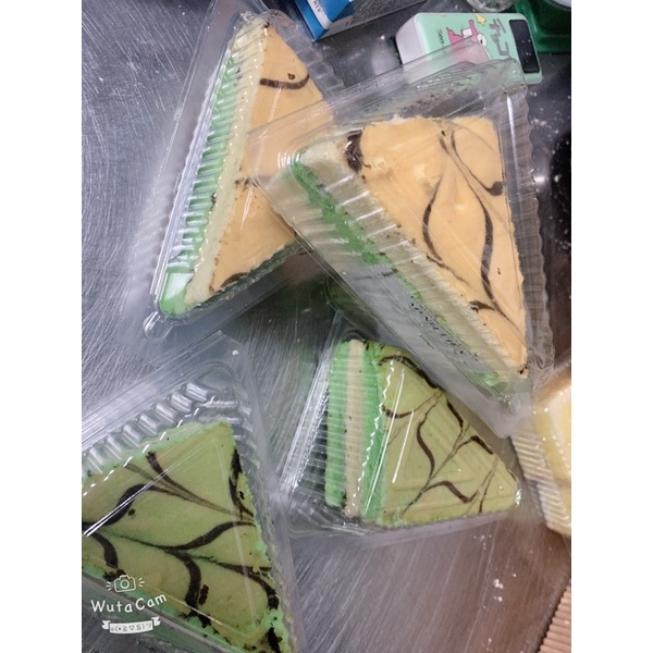 combo 3 bánh bông lan tam giác 3 lớp 2 màu