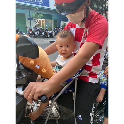 Ghế ngồi xe tay ga cho bé có bảo vệ xếp gọn