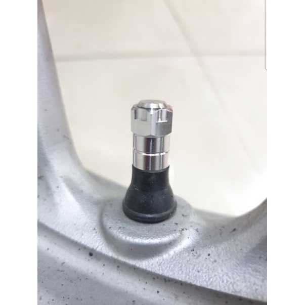 Nắp van vòi bánh xe mẫu salaya $/ 1 con