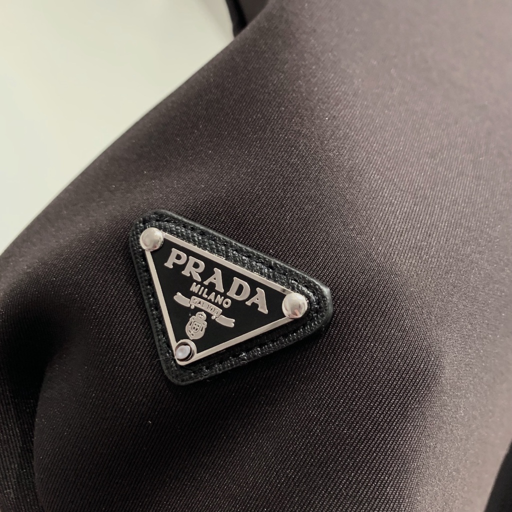 Quần Đạp Xe Lưng Cao Co Giãn Mềm Mại Có Khóa Kéo Cho Nữ