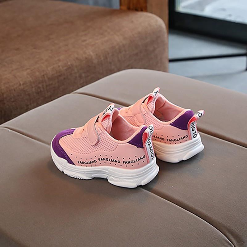 Giày thể thao đế mềm chống trượt thoáng khí cho bé