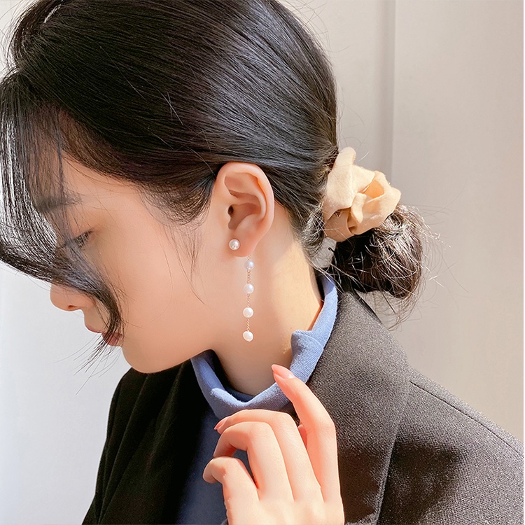 Khuyên tai dáng dài đính ngọc trai nhân tạo thời trang