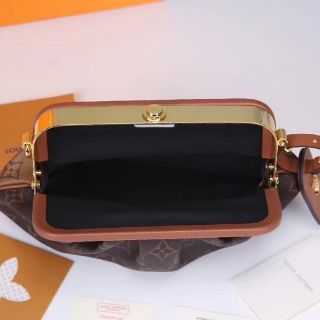 Túi LV LOUIS VUITTON Kiểu dáng Cluth hến đẹp