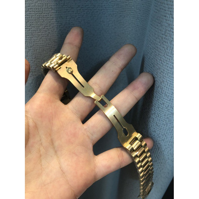 Khoá đồng hồ Rolex 3 mắt 3 màu vàng, trắng, chỉ vàng từ Kimdongho.vn