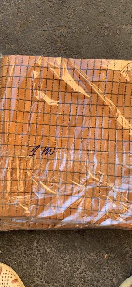 Chiếu trúc 1,2x1,85 dây nhựa