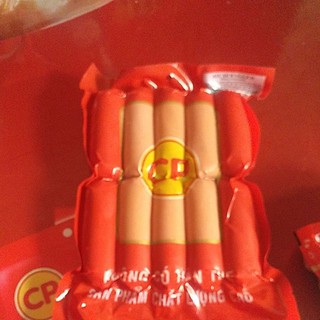 XÚC XÍCH CP LOẠI 500G