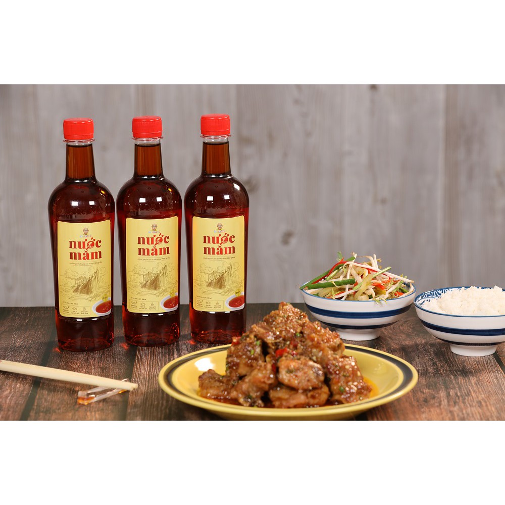 Nước Mắm Color Man 10 Độ Đạm Chai 500ml từ nguồn nguyên liệu cá cơm vùng Phú Quốc giàu dinh dưỡng và thơm ngon đặc trưng | BigBuy360 - bigbuy360.vn