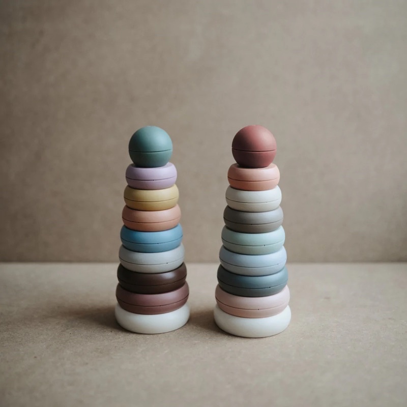 Tháp đồ chơi xếp vòng Mushie Stacking Rings