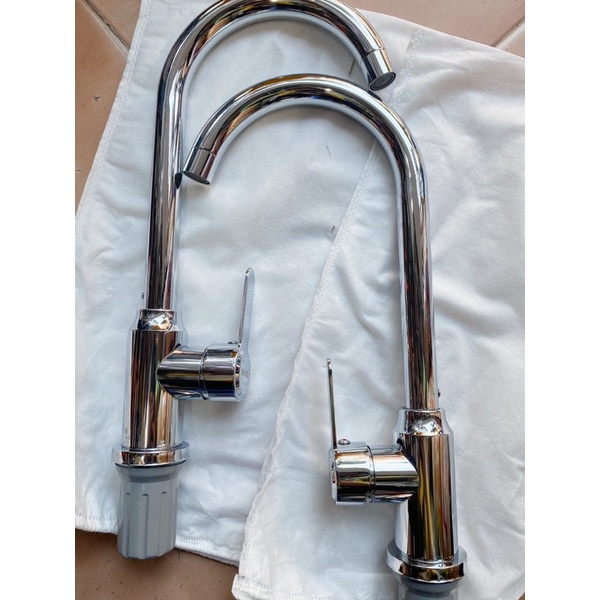 Vòi nóng lạnh chậu rửa bát loại gắn chậu, ngổng cứng cổ bi xoay 360 độ ( kèm dây cấp)