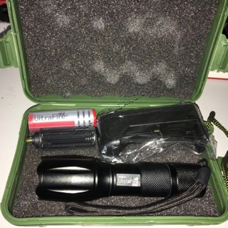 Đèn Pin Police T6 Siêu Sáng Kèm Sạc Và Pin Sạc Fullbox ( Freeship toàn quốc )