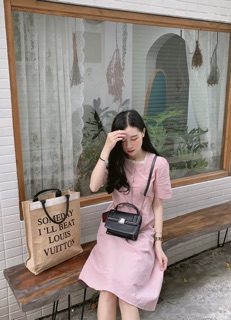 Váy cổ u ren nơ sau