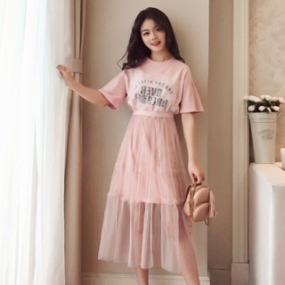 Đầm phom xuông phối chân váy lưới