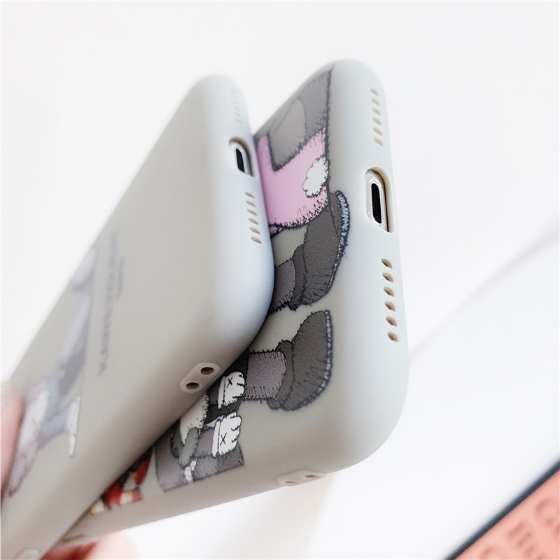 Ốp lưng iphone Kaws Taiipei TPU trơn dẻo mềm 5/5s/6/6plus/6s/6splus/7/7plus/8/8plus/x/xr/xs/11/12/pro/max/plus/promax | BigBuy360 - bigbuy360.vn