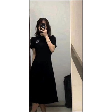 Váy polo dáng dài siết eo tôn dáng