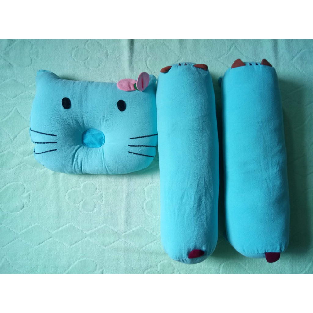 Bộ gối ôm hình mèo cho bé Vườn Hồng