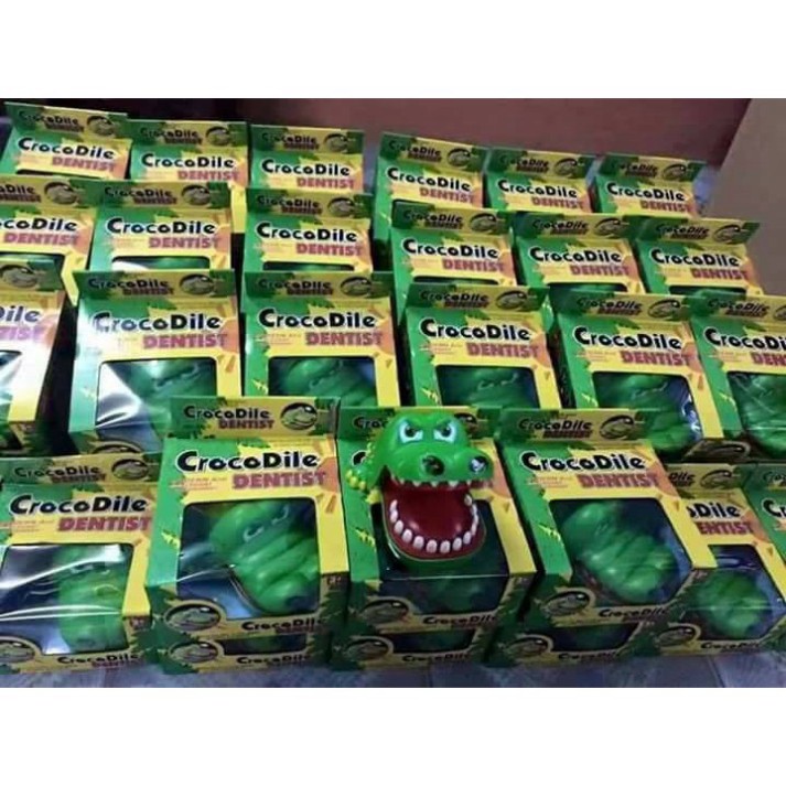 Khám Răng Cá Sấu Cao Cấp 2631 LOẠI TO cá sấu cắn tay