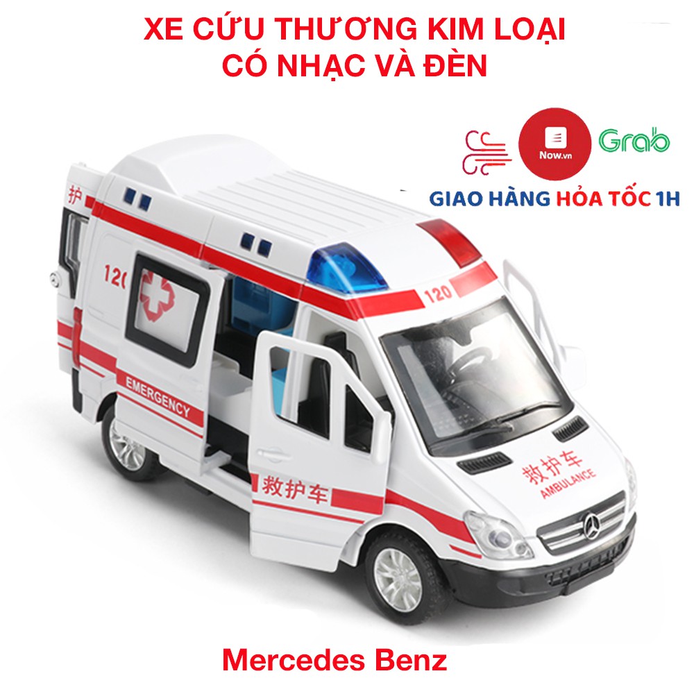 Đồ chơi xe cứu thương có nhạc và đèn chạy cót mở được tất cả các cảnh cửa hiệu Mercedes Benz