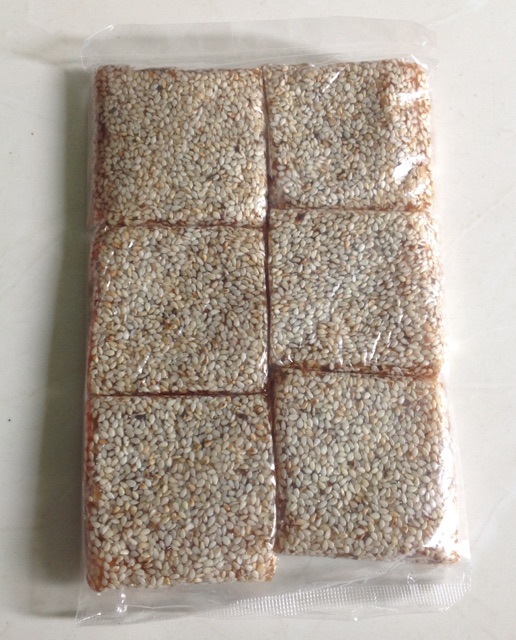 Mè Xửng Hiền Ký Đặc Sản Huế Gói 200gr